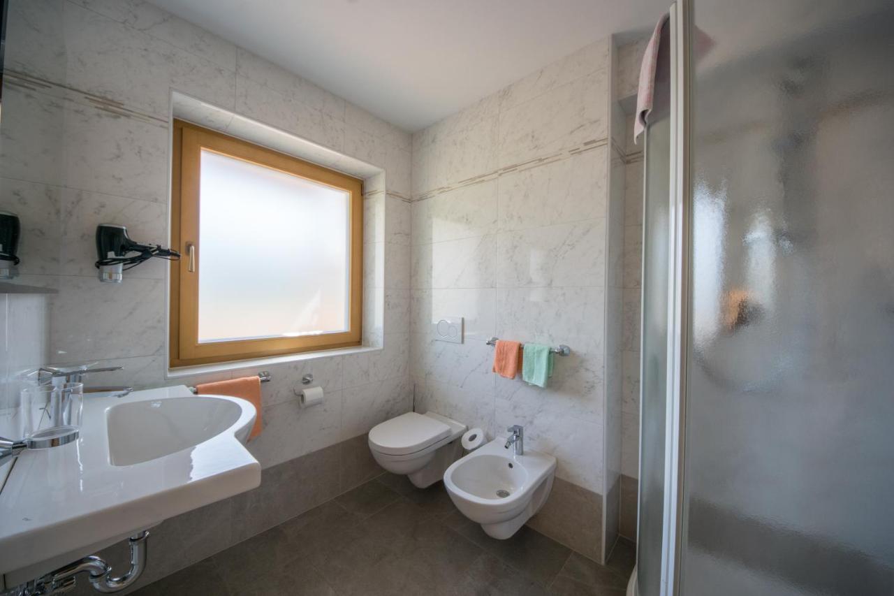 Garni Miriam La Villa (Trentino Alto Adige) Exterior foto